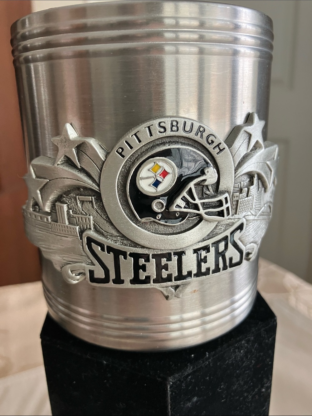 Pittsburgh Steeler Metallic Like Koosie for Cans